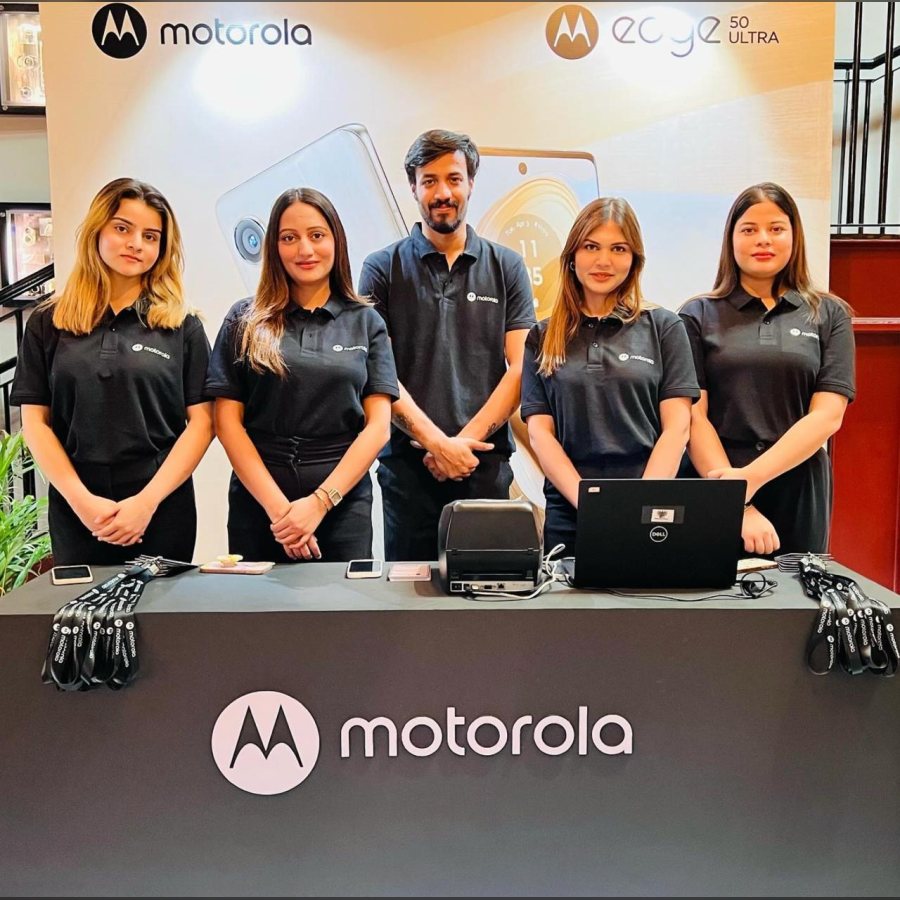 Registration team at the Motorola Edge 50 Ultra launch